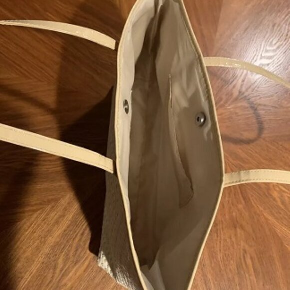 Jessica Simpson Tan Wolven Tote EUC - Picture 5 of 5